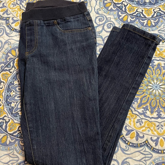 Boston Proper Jeans Stretch Waist Size 8 Dark Wash - Picture 2 of 5